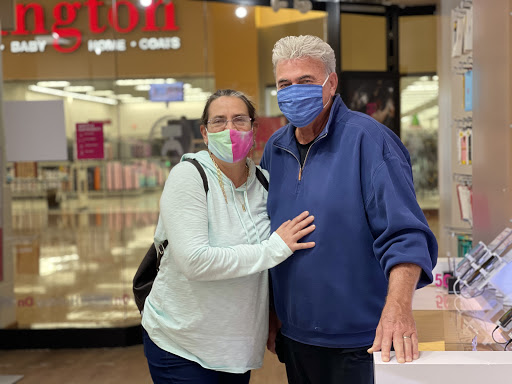 Cell Phone Store «T-Mobile», reviews and photos, 3000 Grapevine Mills Pkwy #105, Grapevine, TX • 76051-2011, USA