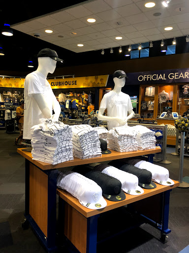 Brewers Team Store (Non-Game Day Hours)