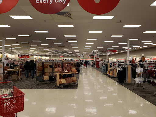 Department Store «Target», reviews and photos, 875 Lawrenceville Suwanee Rd #4000, Lawrenceville, GA 30043, USA