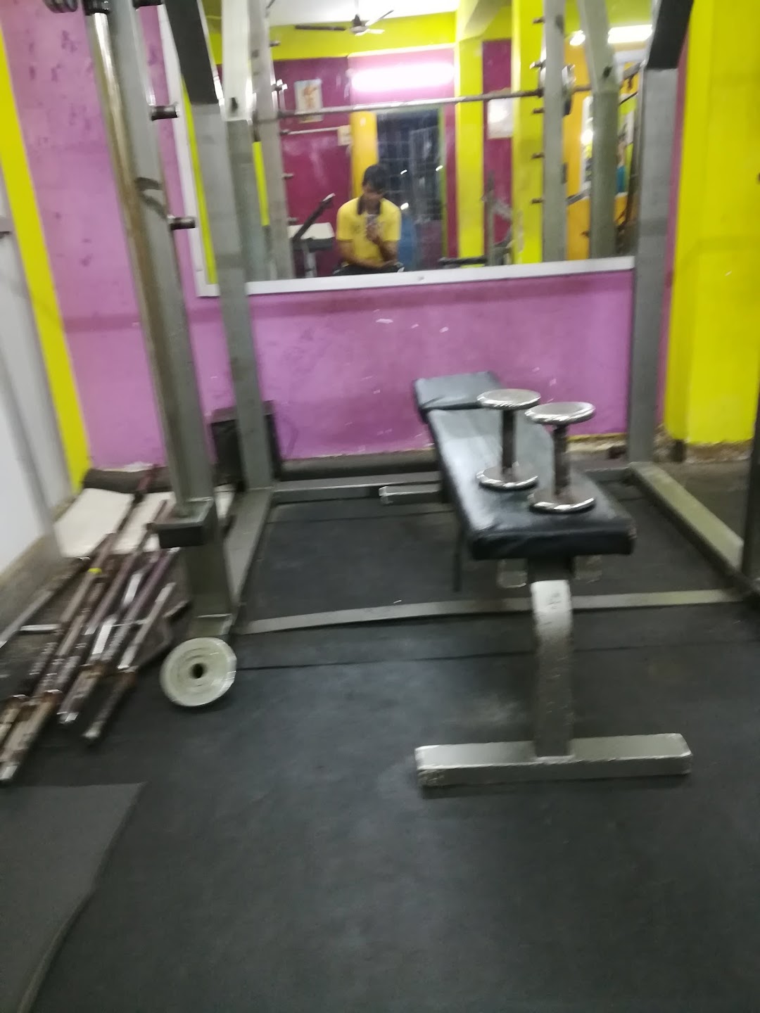 SOLID POWER GYM