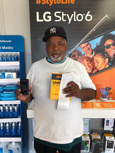 Telecommunications Service Provider «Boost Mobile Store by JM Cell LLC», reviews and photos, 105 S Federal Hwy #4, Dania Beach, FL 33004, USA