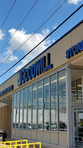 Thrift Store «Goodwill Industries of Central Oklahoma», reviews and photos