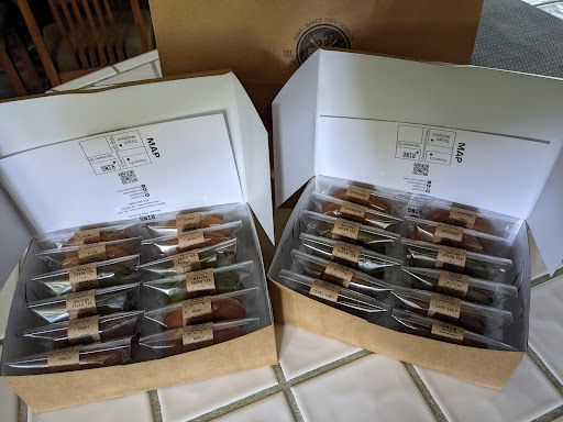 Donut Shop «RING Baked Tofu Donuts», reviews and photos, 6800 Owensmonth Ave #130, Canoga Park, CA 91303, USA