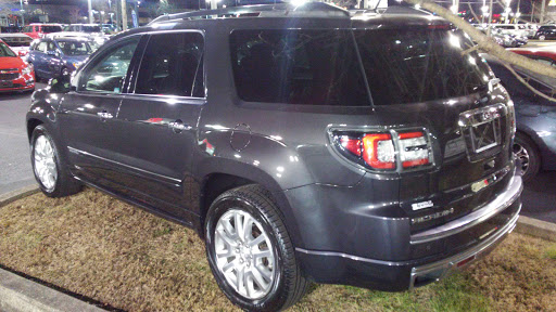 Toyota Dealer «Toyota of Louisville on Dixie Highway», reviews and photos, 6514 Dixie Hwy, Louisville, KY 40258, USA