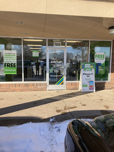 Cricket Wireless Authorized Retailer, 7650 Brooklyn Blvd, Brooklyn Park, MN 55443, USA, 