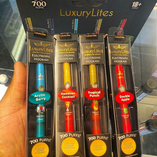 Tobacco Shop «Greedy Grove Smoke Shop #2», reviews and photos, 1917 S Buckner Blvd, Dallas, TX 75217, USA