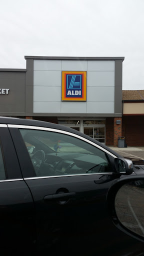 Supermarket «ALDI», reviews and photos, 30960 Lakeshore Blvd, Willowick, OH 44095, USA