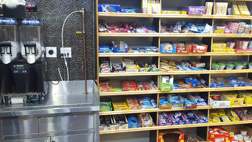 Tobacco Shop «Deboo Tobacco Shop», reviews and photos, 146-15 Jamaica Ave, Jamaica, NY 11435, USA