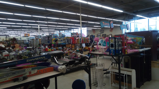 Thrift Store «Thrift Town», reviews and photos, 410 El Camino Ave, Sacramento, CA 95815, USA
