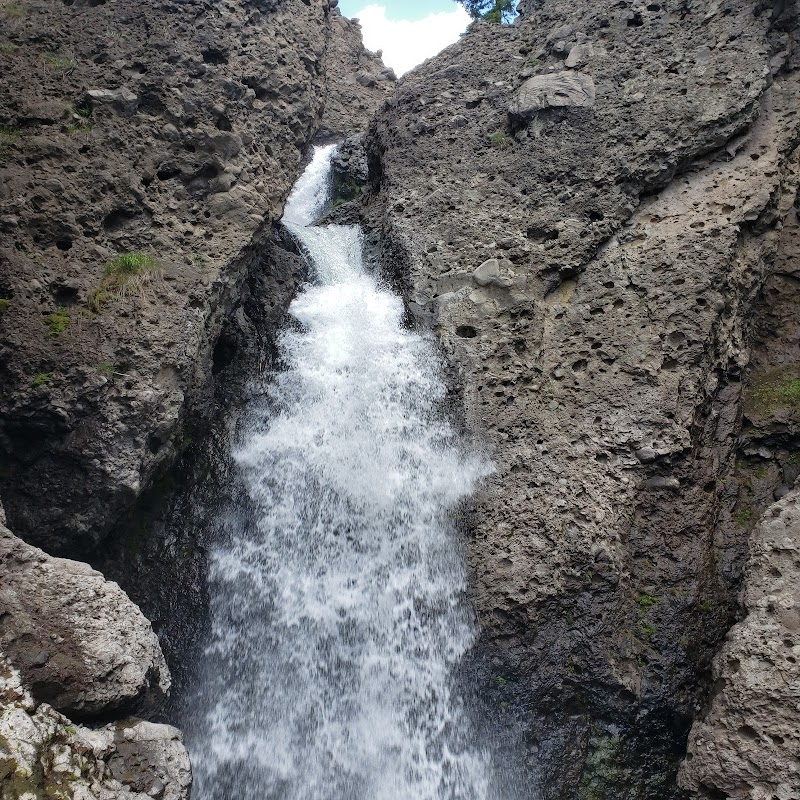 Piedra Falls Trailhead