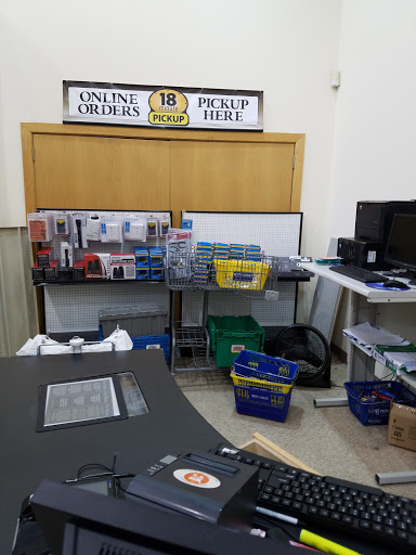 Computer Store «Micro Center», reviews and photos, 655 Merrick Ave, Westbury, NY 11590, USA