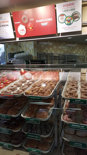 Bakery «Krispy Kreme Doughnuts», reviews and photos, 32450 Dyer St, Union City, CA 94587, USA
