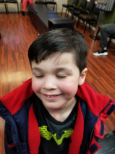 Barber Shop «Showcase Barbershop», reviews and photos, 727 Sumner Ave, Springfield, MA 01108, USA