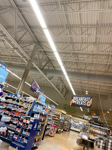 Grocery Store «Giant Food Stores», reviews and photos, 4001 New Falls Rd, Levittown, PA 19056, USA