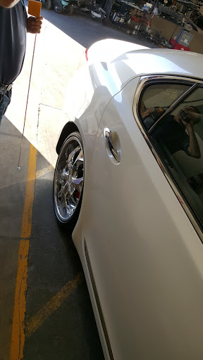 Auto Body Shop «LAcarGUY Body Shop», reviews and photos, 8635 Aviation Blvd, Inglewood, CA 90301, USA