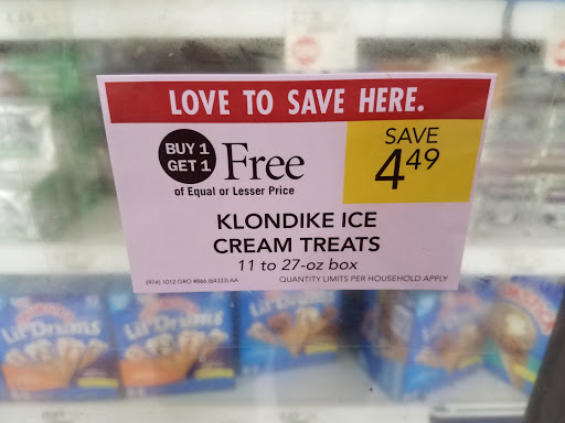 Shopping Mall «La Belle Plaza Shopping Center», reviews and photos, 1535 S Highland Ave, Clearwater, FL 33756, USA