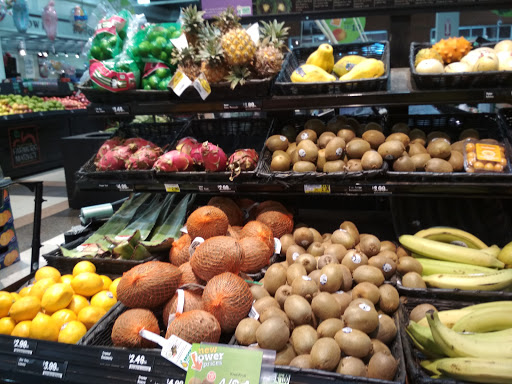 Grocery Store «Harris Teeter», reviews and photos, 500 Oberlin Rd, Raleigh, NC 27605, USA