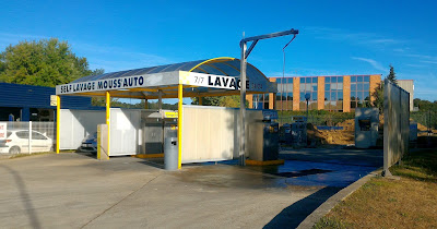 Mouss'Auto à Marines