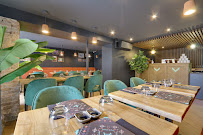 Atmosphère du Restaurant de sushis Côté Sushi Rueil-Malmaison - n°5