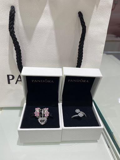 Jewelry Store «Diamonds & Co», reviews and photos, 141 Towne Center Cir, Sanford, FL 32771, USA