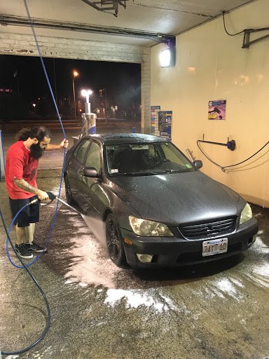 Car Wash «Simoniz Car Wash», reviews and photos, 1970 Revere Beach Pkwy, Everett, MA 02149, USA