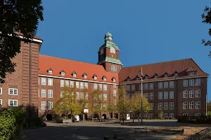 Altes Gymnasium image