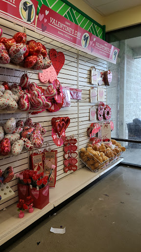 Dollar Store «Dollar Tree», reviews and photos, 7601 Evergreen Way, Everett, WA 98203, USA