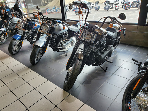 Harley-Davidson Dealer «Mancuso Harley-Davidson Central», reviews and photos, 535 N Loop W Fwy, Houston, TX 77018, USA