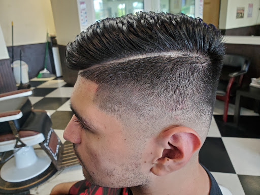 Barber Shop «MANHOOD BARBER SHOP», reviews and photos, 530 SW 205th Ave #300, Beaverton, OR 97006, USA