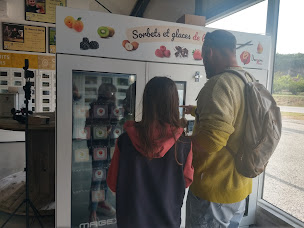 Photo n°12 de Les Vergers Glacés à Granges-les-Beaumont ()