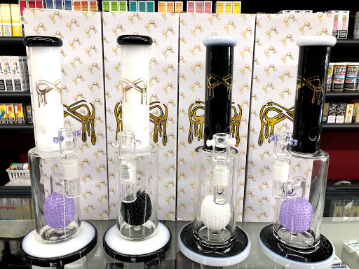 Tobacco Shop «Sky High Smoke Shop», reviews and photos, 19801 NW 27th Ave, Miami Gardens, FL 33056, USA