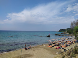 Foto von Leventochori beach befindet sich in natürlicher umgebung