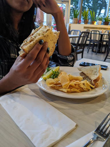 Gourmet Grocery Store «Beans & Barley», reviews and photos, 1901 E North Ave, Milwaukee, WI 53202, USA