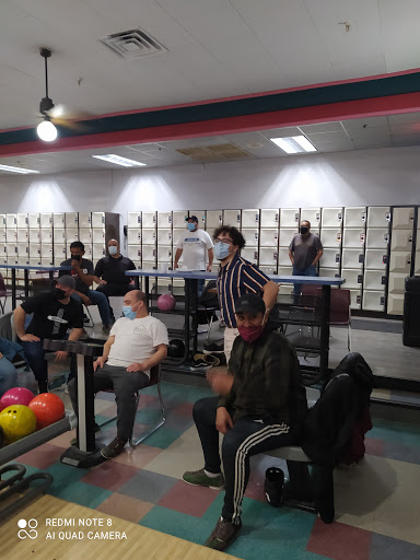 Bowling Alley «Majestic Lanes Bowling Alley», reviews and photos, 525 U.S. 9, Hopelawn, NJ 08861, USA
