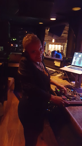 Night Club «Club Vandome», reviews and photos, 102 Hamilton St, New Haven, CT 06511, USA