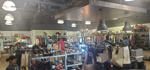 Thrift Store «Good Threads Goodwill Boutique», reviews and photos, 7366 N Oracle Rd #190, Tucson, AZ 85704, USA