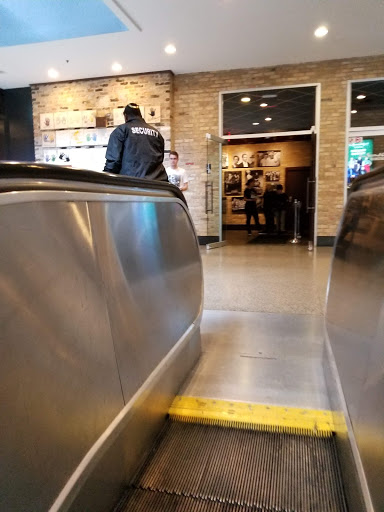 Shopping Mall «Pipers Alley Mall», reviews and photos, 210 W North Ave, Chicago, IL 60610, USA