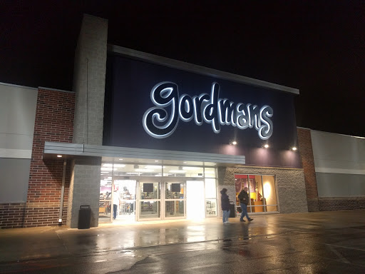 Gordmans, 8253 W Ridgewood Dr, Parma, OH 44129, USA, 