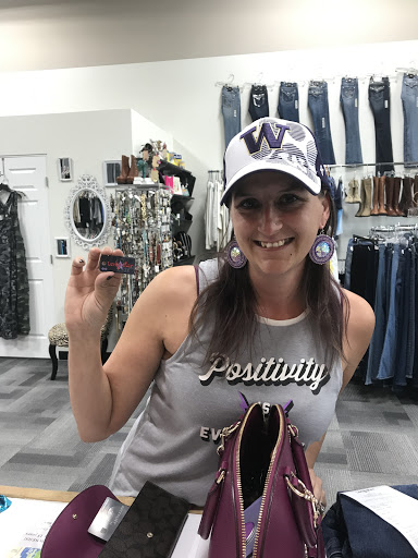 Consignment Shop «Lucky Star Consignment Clothing», reviews and photos, 3276 NW Plaza Rd, Silverdale, WA 98383, USA