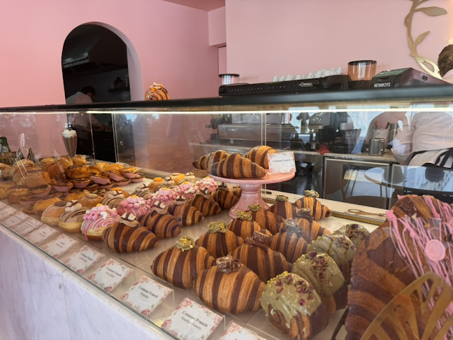 M Bakery Aveiro Número de telefone