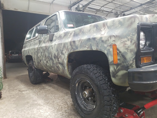 Tire Shop «Discount Tire Store - Oak Lawn, IL», reviews and photos, 6635 95th St, Oak Lawn, IL 60453, USA