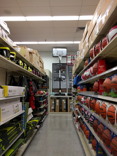 Sporting Goods Store «Academy Sports + Outdoors», reviews and photos, 12700 South Fwy, Burleson, TX 76028, USA