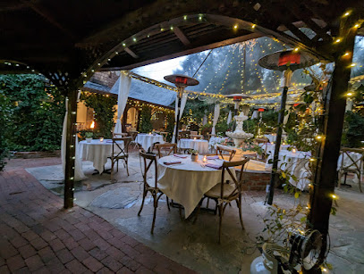 Inn of the Seventh Ray - 128 Old Topanga Canyon Rd, Topanga, CA 90290