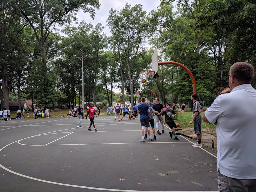 Park «Lions Park Lodge», reviews and photos, 641 Silver Lake Ave, Cuyahoga Falls, OH 44221, USA