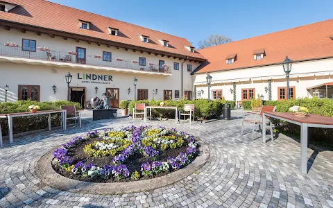 Lindner Hotel Prague Castle image