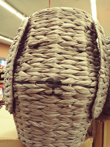 Grocery Store «Grocery Outlet Bargain Market», reviews and photos, 1060 N Wilson Way, Stockton, CA 95205, USA