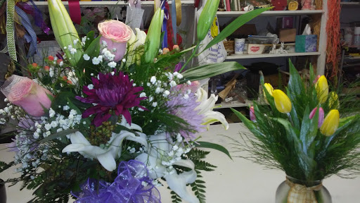 Florist «Precious Memories Florist», reviews and photos, 1500 N Parsons Ave, Brandon, FL 33510, USA