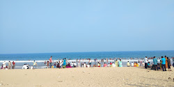 Ramayapattanam public Beach'in fotoğrafı - rahatlamayı sevenler arasında popüler bir yer