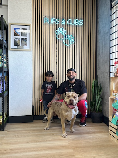 PUPS & CUBS PREMIUM PET FOOD