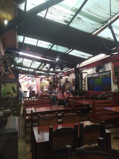Restaurante Leña Verde - Cra. 10 #2-77, Zipaquirá, Cundinamarca, Colombia